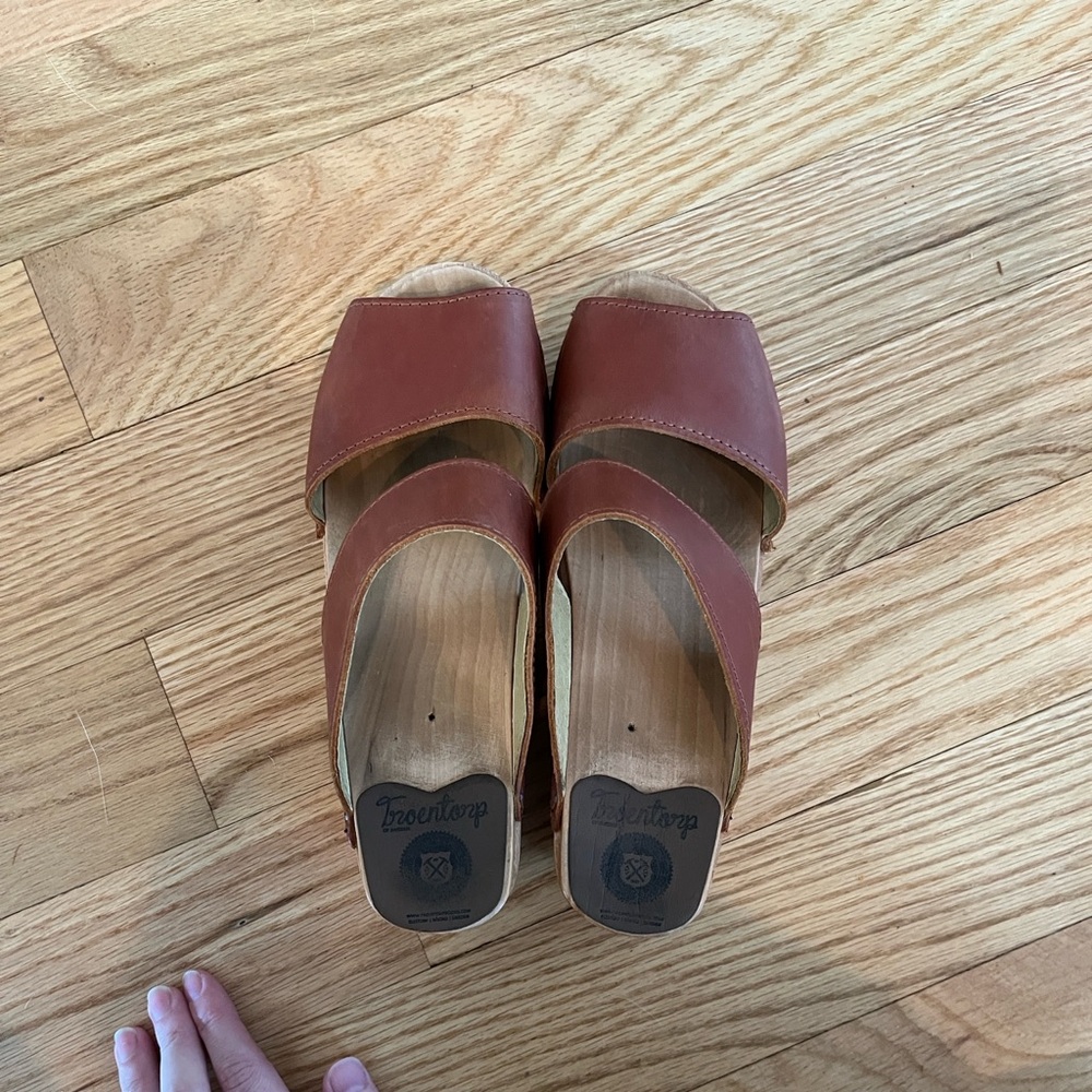 Troentorp Brown Leather Mules for Women - Picture 2 of 5